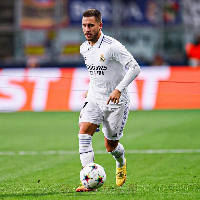 阿扎尔在皇马更衣室内备受尊重 球员已经重拾信心 阿扎尔在皇马更衣室内备受尊重 球员已经重拾信心